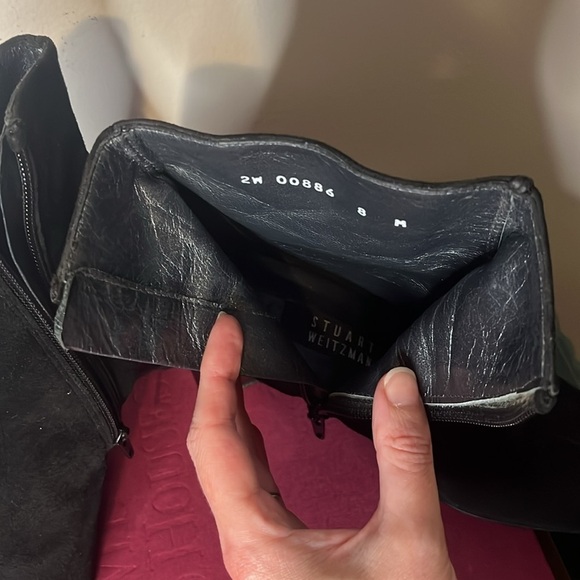 Stuart Weitzman Classic Black Suede Zip Wedge Heel Pleated Stitch Booties Sz 8 - Picture 14 of 16